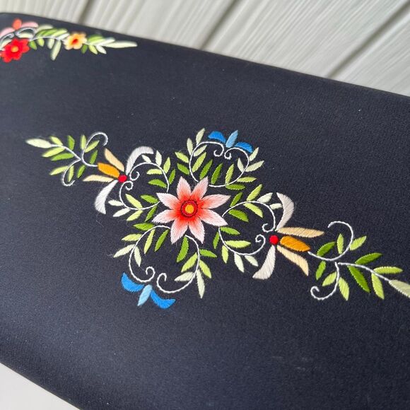 VTG 60s 70s Silk Embroidered Clutch Floral Black Evening Bag Talon Zipper Hong K - Picture 7 of 9